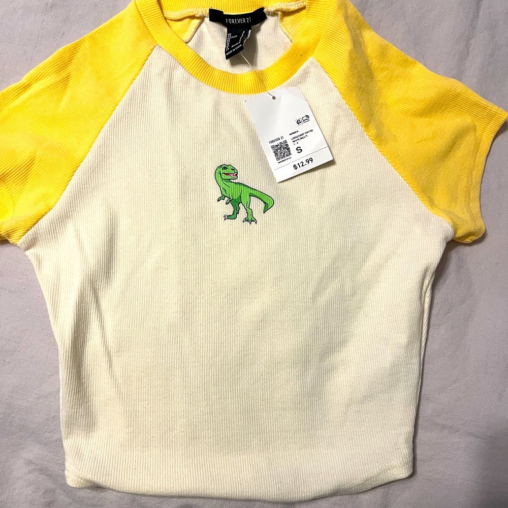 Dino cropped T juniors size small
